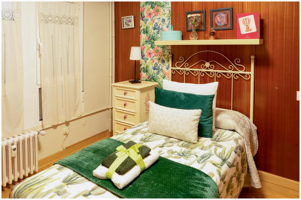 Luengo House Apartment Леон Екстериор снимка