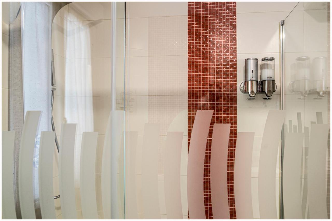 Luengo House Apartment Леон Екстериор снимка